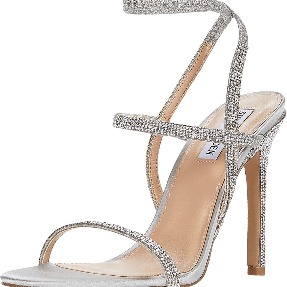 Steve Madden silver glitter Nectur-R heels, size 6.5